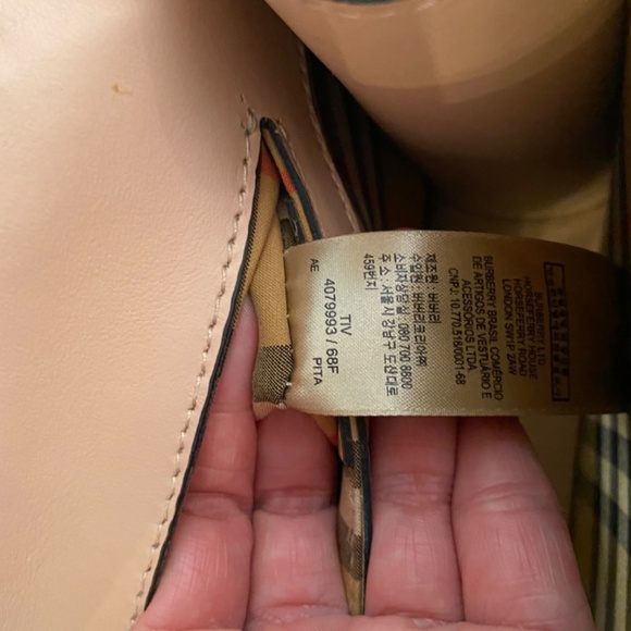 Burberry Perforated crossbody bag Beige - Picture 10 of 12